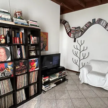 Casa De Sanctis Navigli & Olympic Village 2026 Daire