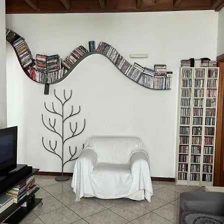 Daire Casa De Sanctis Navigli & Olympic Village 2026 *